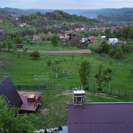 Cicanesti Mountain Retreat * Barasti